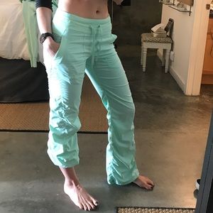 lululemon studio pants sz 4